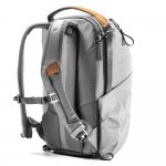 Plecak PEAK DESIGN  Everyday Backpack 20L v2 - Popielaty - EDLv2